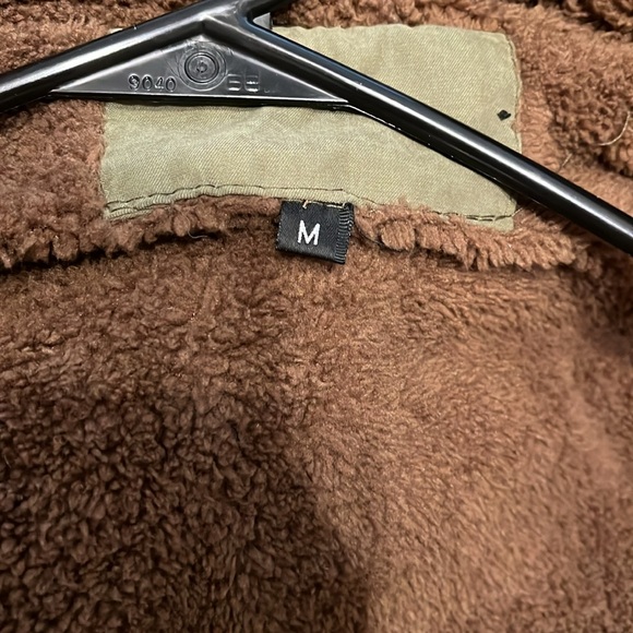 Women’s Army Coat - Picture 9 of 10